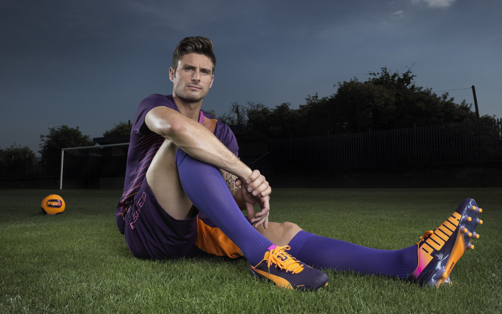 世界排名争夺战焦点战，荷兰决胜局带走巴萨，一场没有硝烟的足球革命