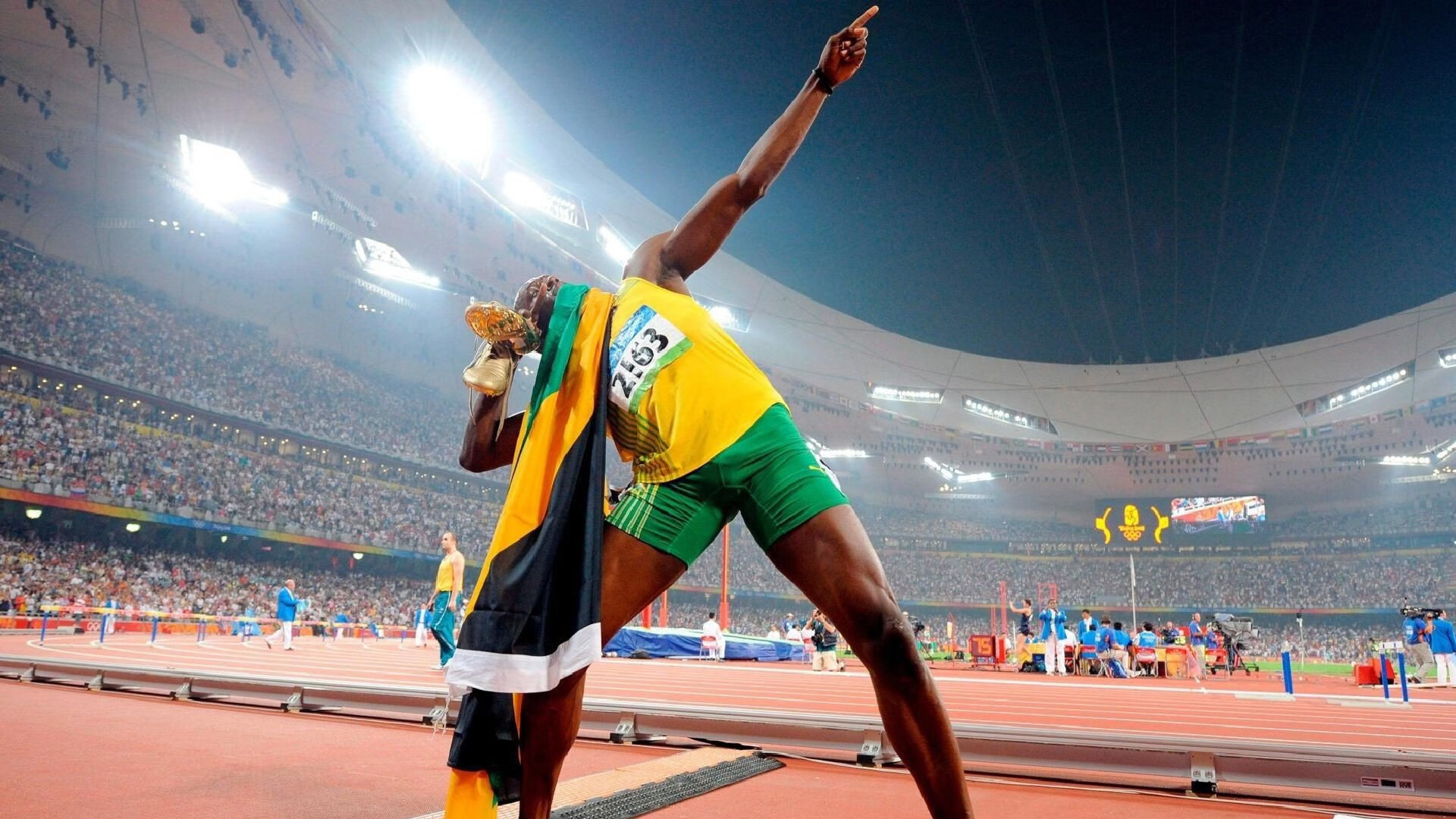 维尼修斯主宰比赛走向，牙买加冲垮波兰，速度如何重塑现代足球的文明版图