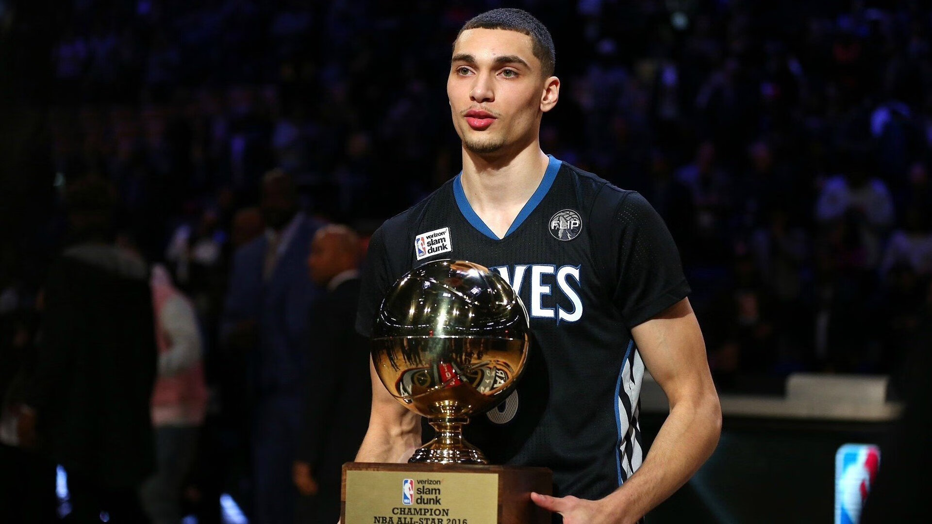 2026世界杯之夜，哈登攻防两端统治